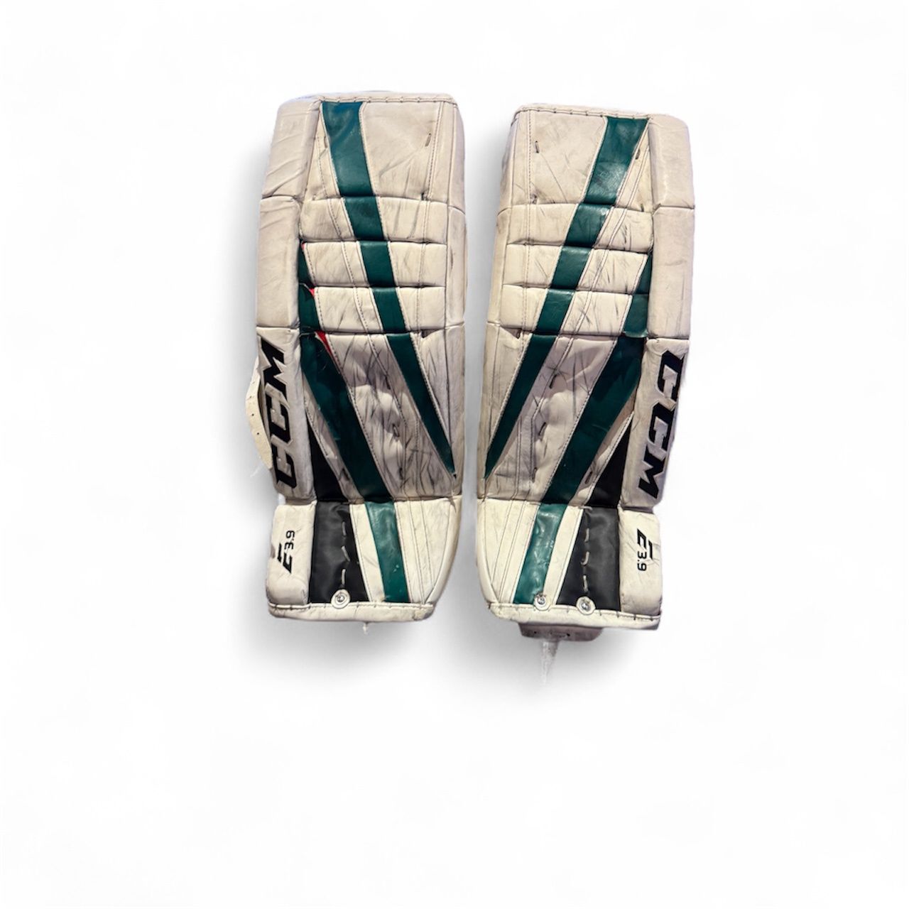 Used CCM E.3.9 Goalie Pads 29+1