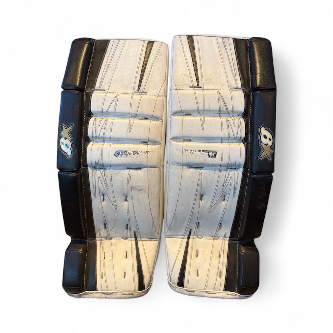Used Brian's Zero G Goalie Pads BLK/ WHITE  27+1