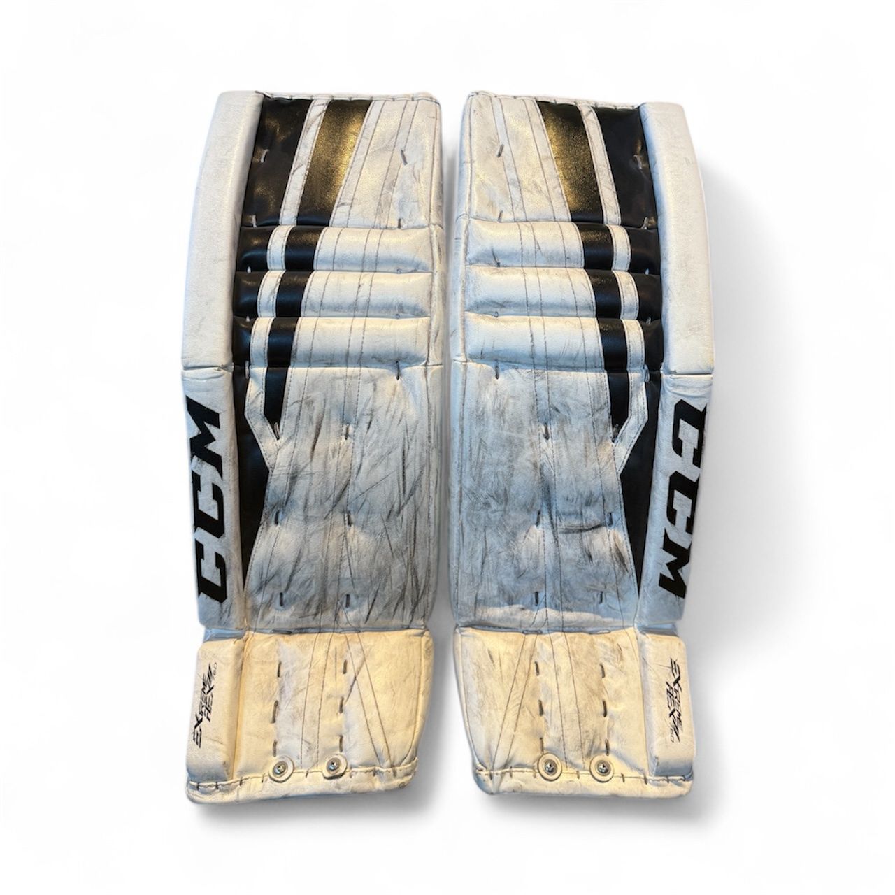 Used CCM Extreme Flex 760 Goalie Pads 30+1 Used CCM Extreme Flex 760 Goalie Pads 30+1