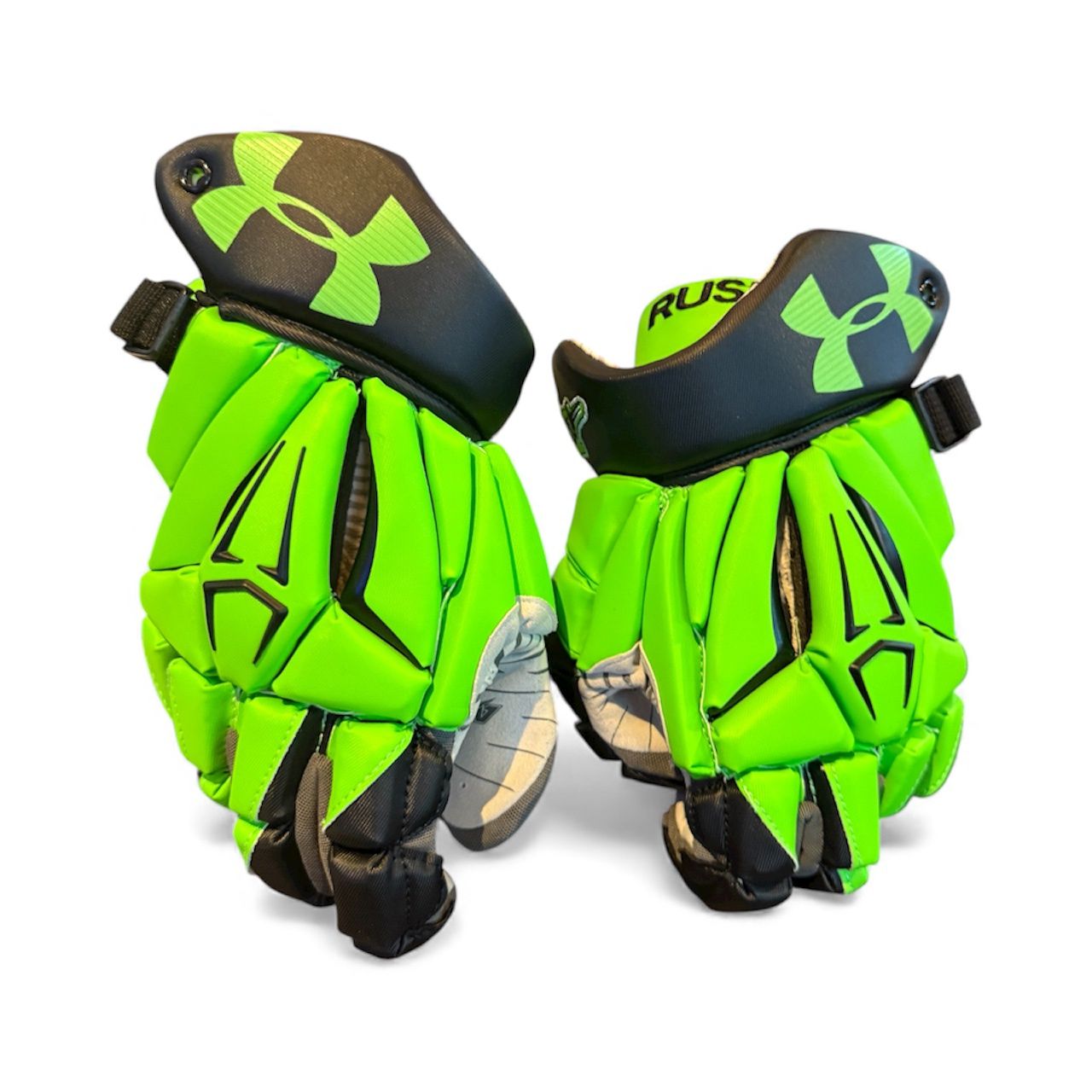 Used Under Armour Used Under Armour " Team Saskatchewan Rush" Lacrosse Gloves Black / Green -13"