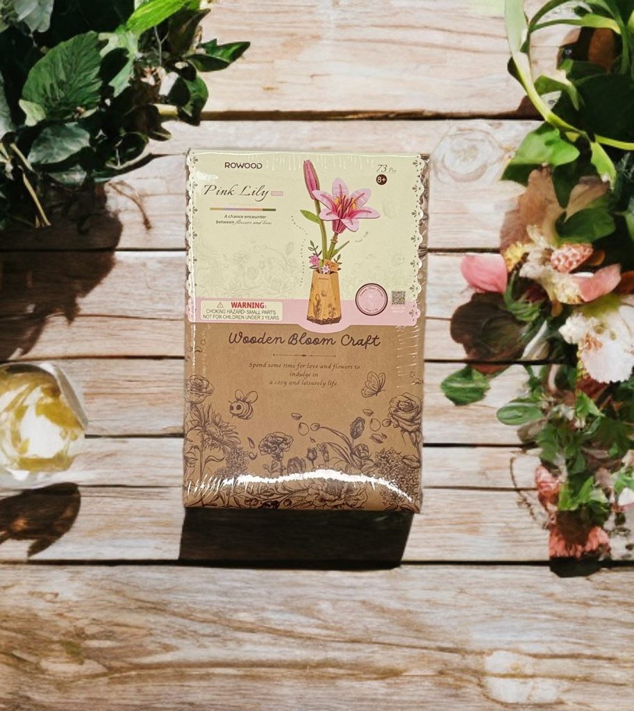 Wooden bloom craft &#39;lily&#39;