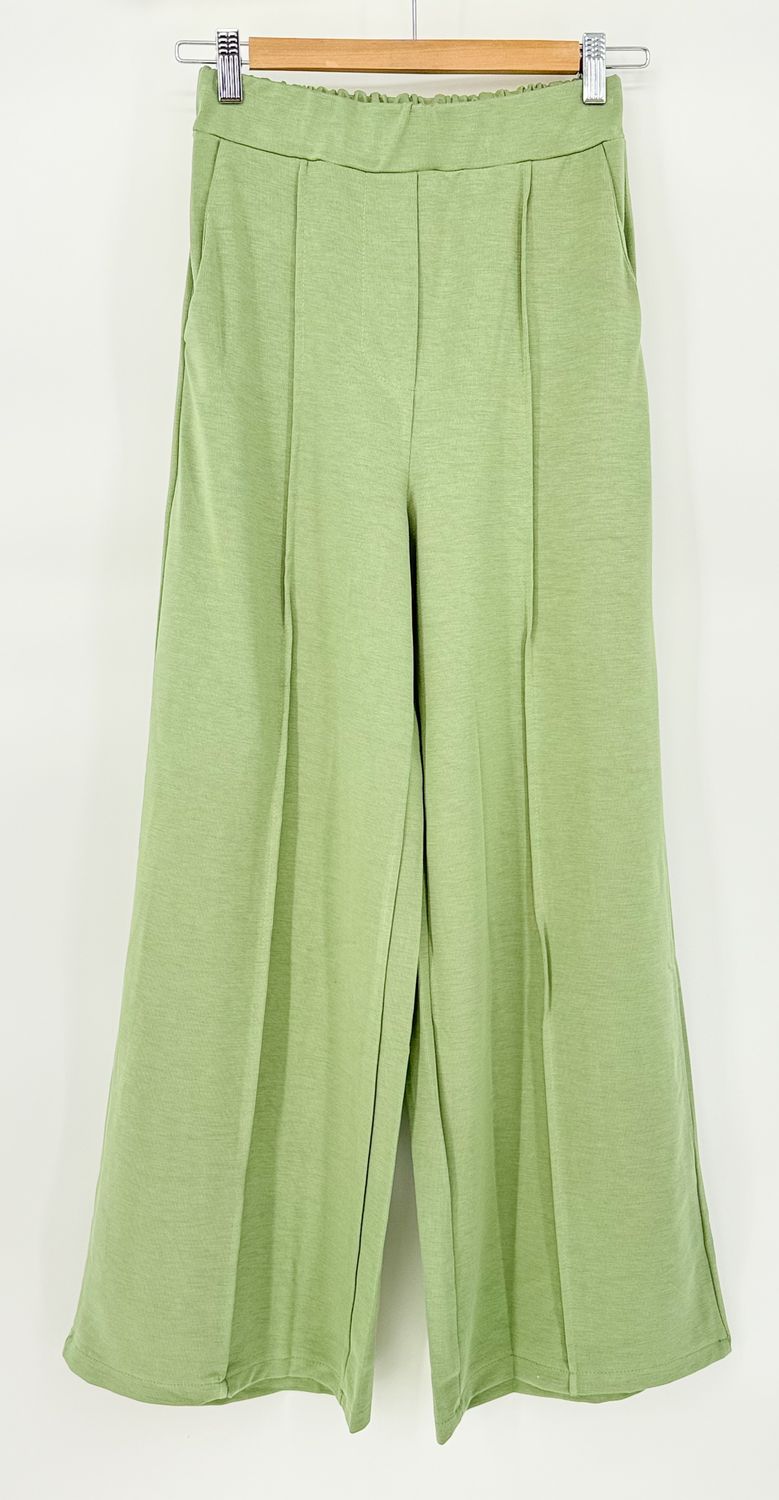 groene broek Miraa