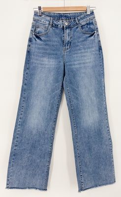 blauwe jeans Julina