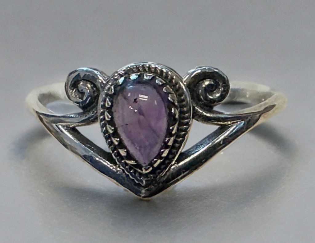 Zilveren ring Amethist