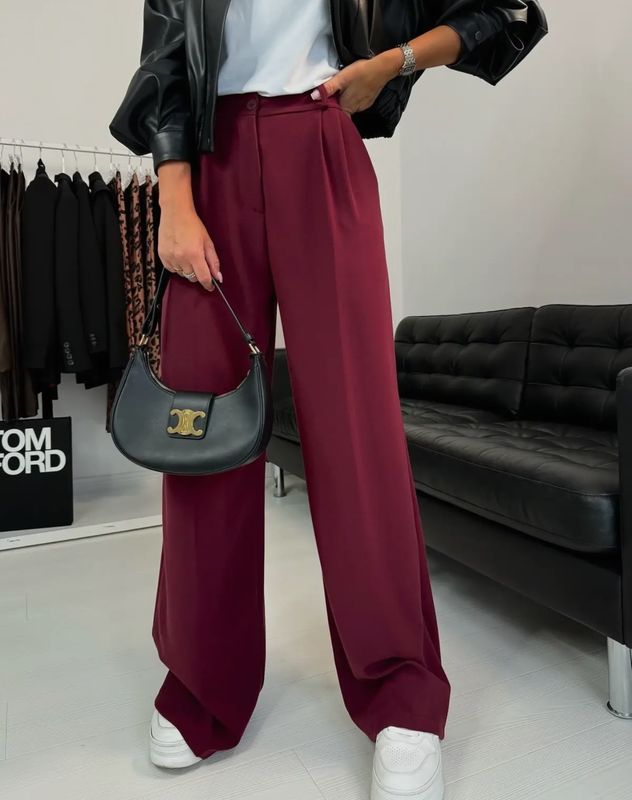Burgundy broek