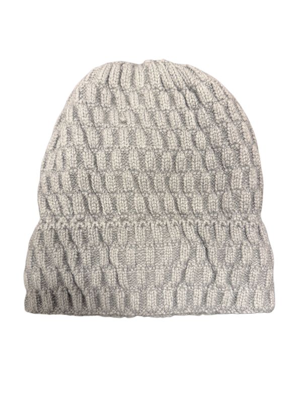 Gevoerde grijze muts