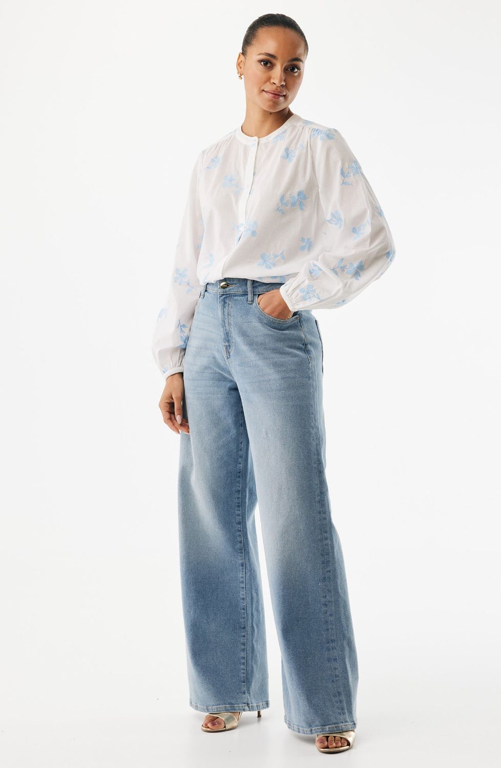 MEXX Flower Embroidery Blouse