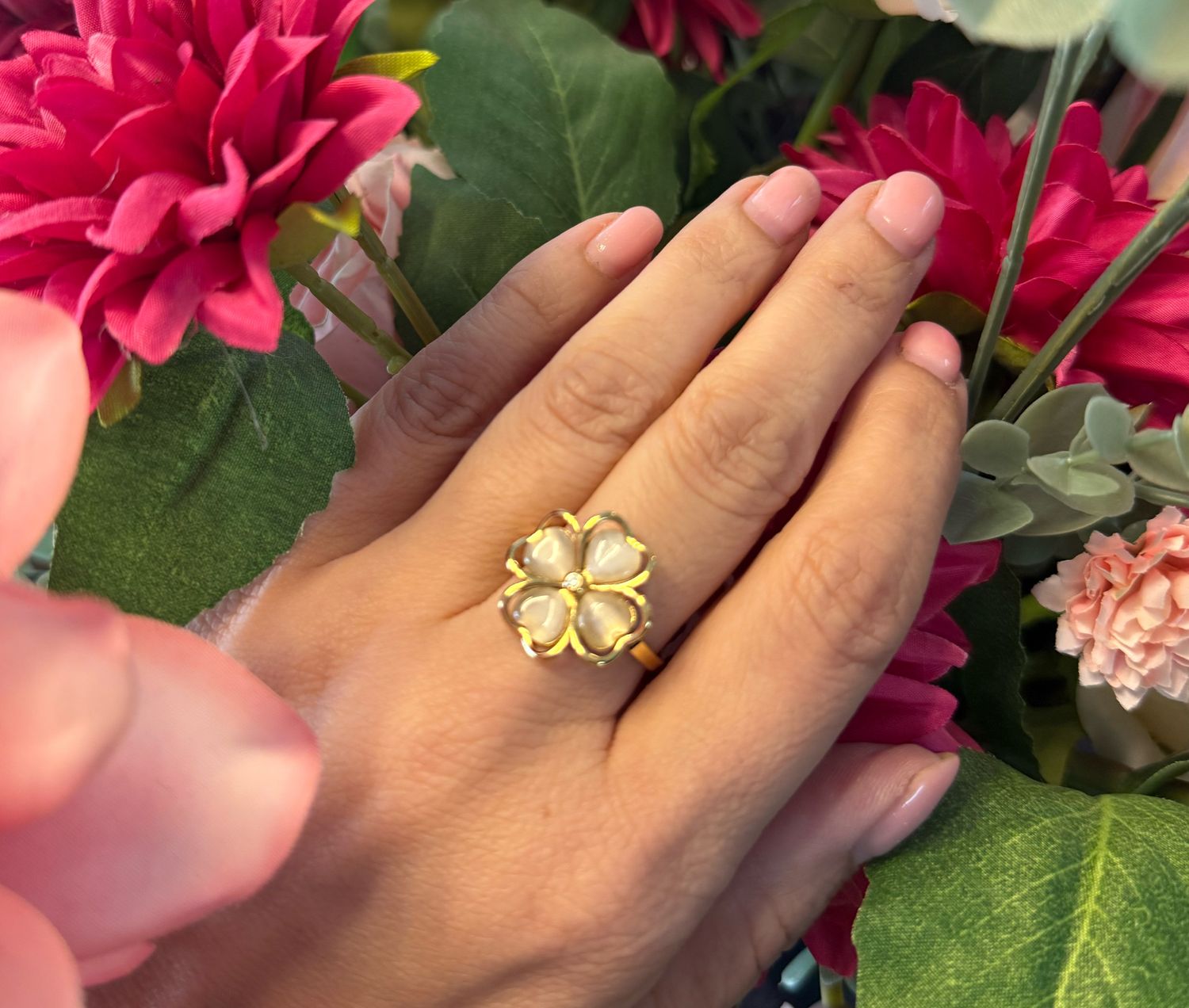 Bloom Clover Ring