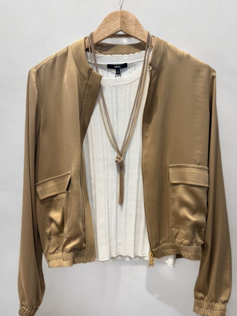 Golden Knot halsketting