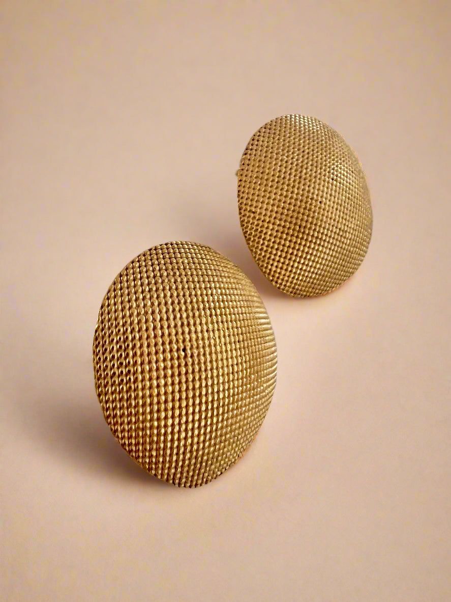 Lunar Gold - Woven Textured Round Studs