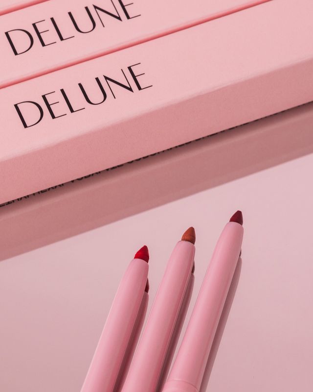 Delune LuxMatte Lip Liner