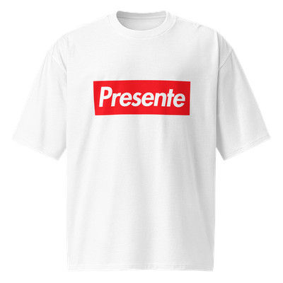 Camiseta oversize blanca &quot;Presente&quot;