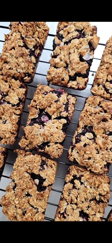 Raspberry Oat Bar [ GF + V ]