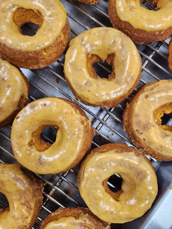 Pumpkin Spice Donuts