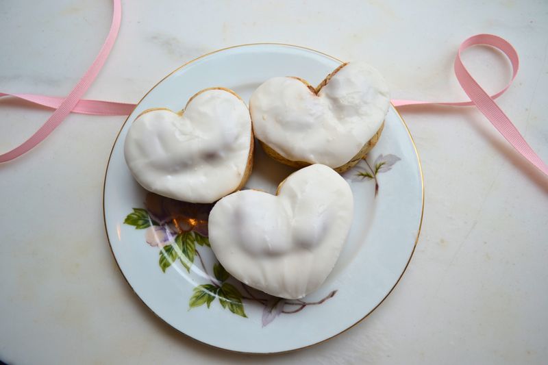 Heart Shaped Buns - GF V Heart Shaped Buns - GF V
