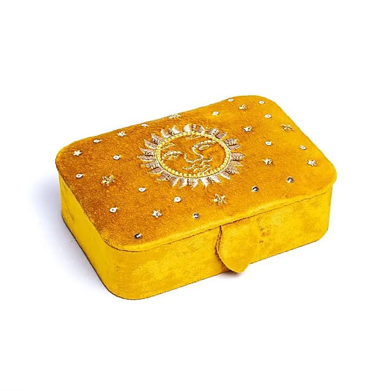 Schmuck- / Tarotkästchen Samt gelb mit Sonne -- 11x15,5x5 cm