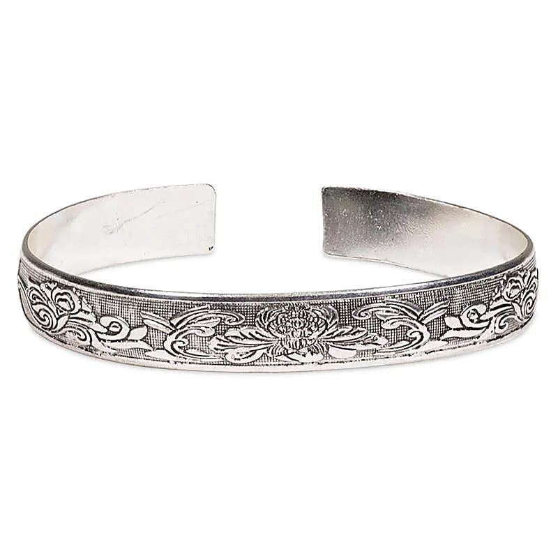 Tribal Miao Lotus Design Armband -- 1 cm