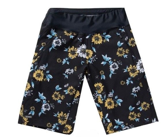 Women's Bliss 7" Shell Short