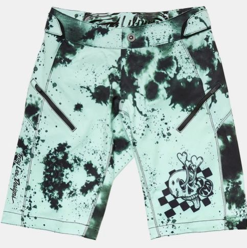 Women's Lilium Shell Short