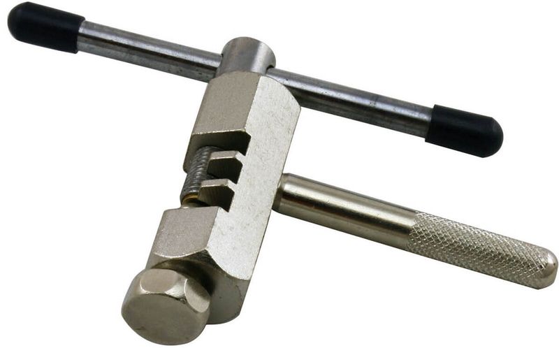 Giant Chain Tool