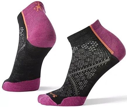 Smartwool Women&#39;s PHD Cycle Ultralight Low Cut Sock, COLOR: BLACK, SIZE: L
