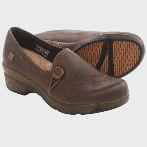 Keen Women&#39;s Mora Button Shoe, COLOR: BROWN, SIZE: 9