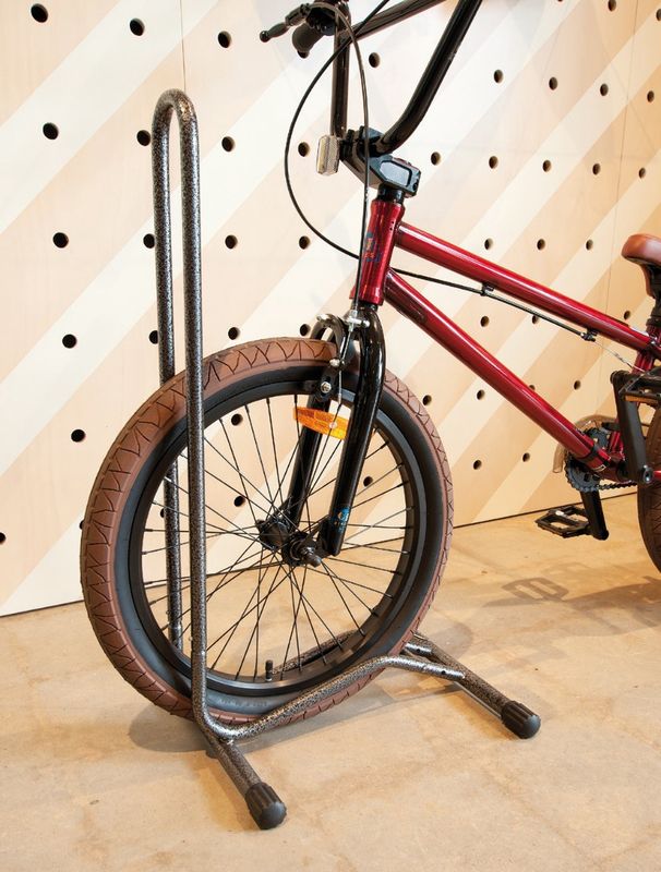 Willworx Floorstand