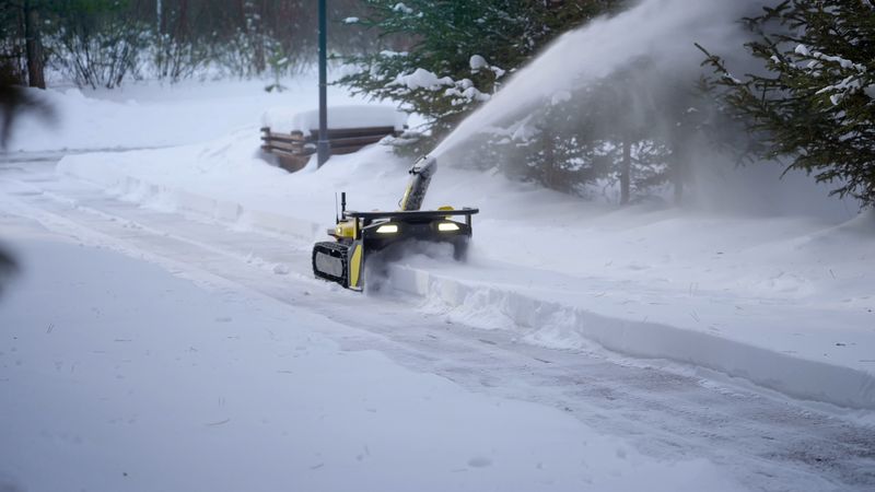 Yarbo Snow Blower