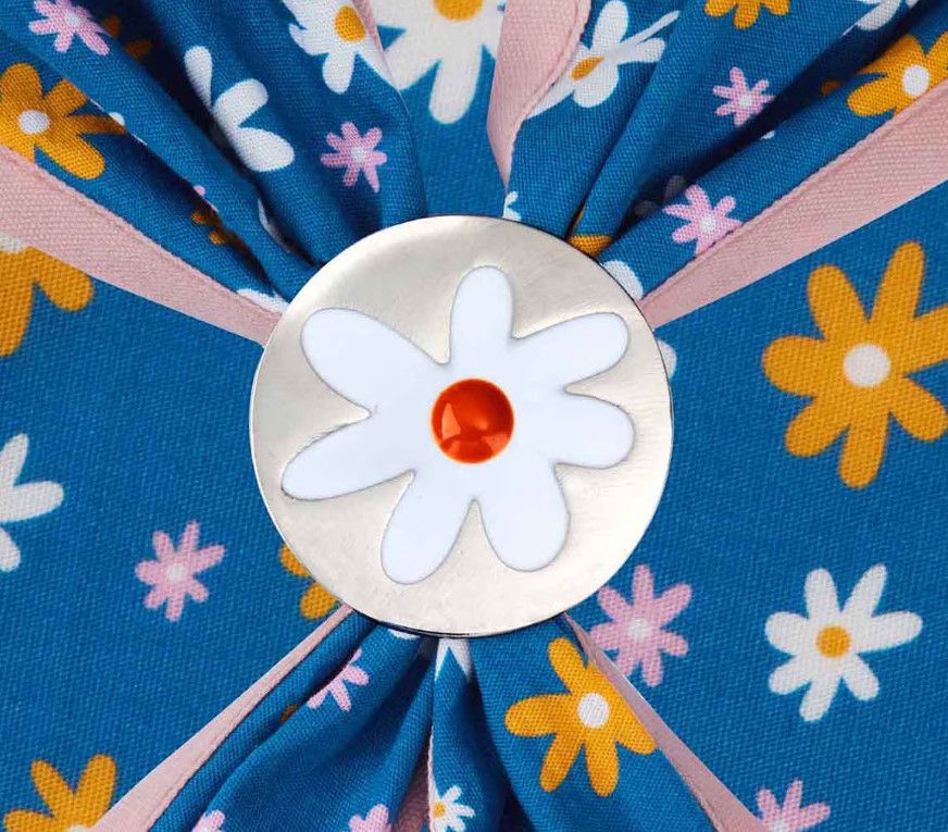 Daisy Scarf Slide