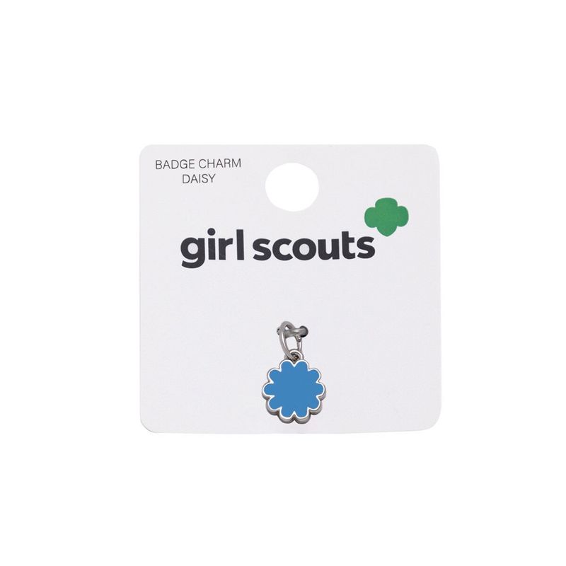 GS CHARMING -  DAISY BADGE SHAPE CHARM