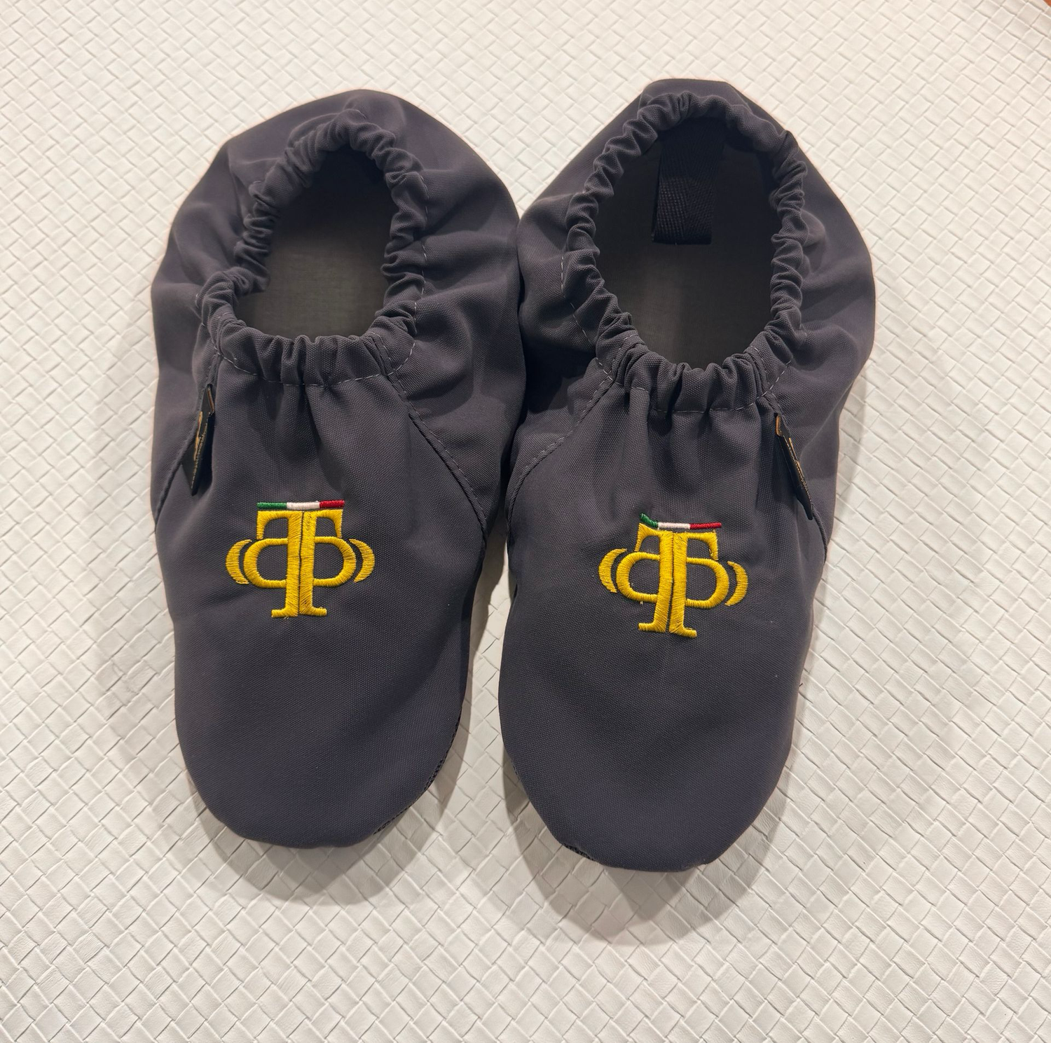 Copriscarpe nautica con ricamo logo