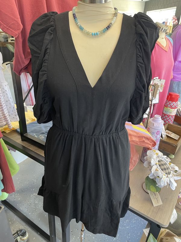 Back Cutout Detail Ruffled Sleeve Romper Black