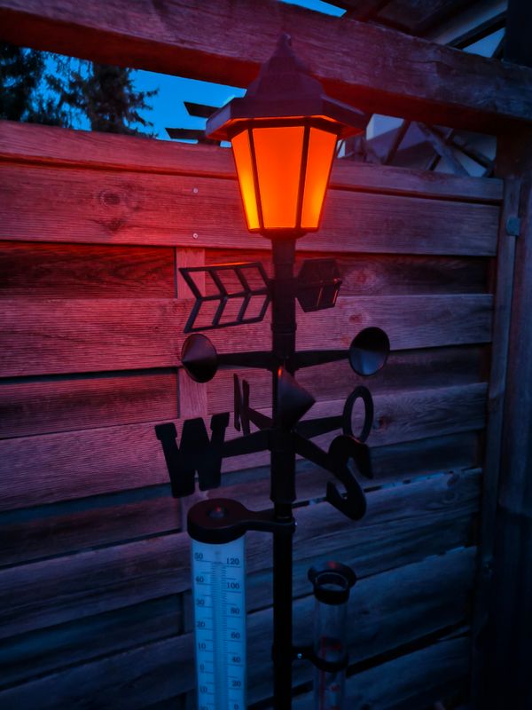 Solar Wetterstation 5in1 Flame Regenwasser Skala Windfahne & Windstärke Weltbild - neu