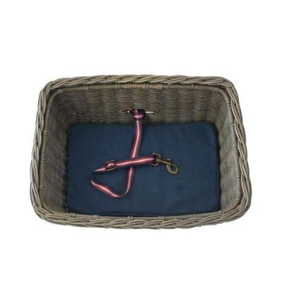 Linus, Farmers Basket, Pet Cushion, Wax Navy