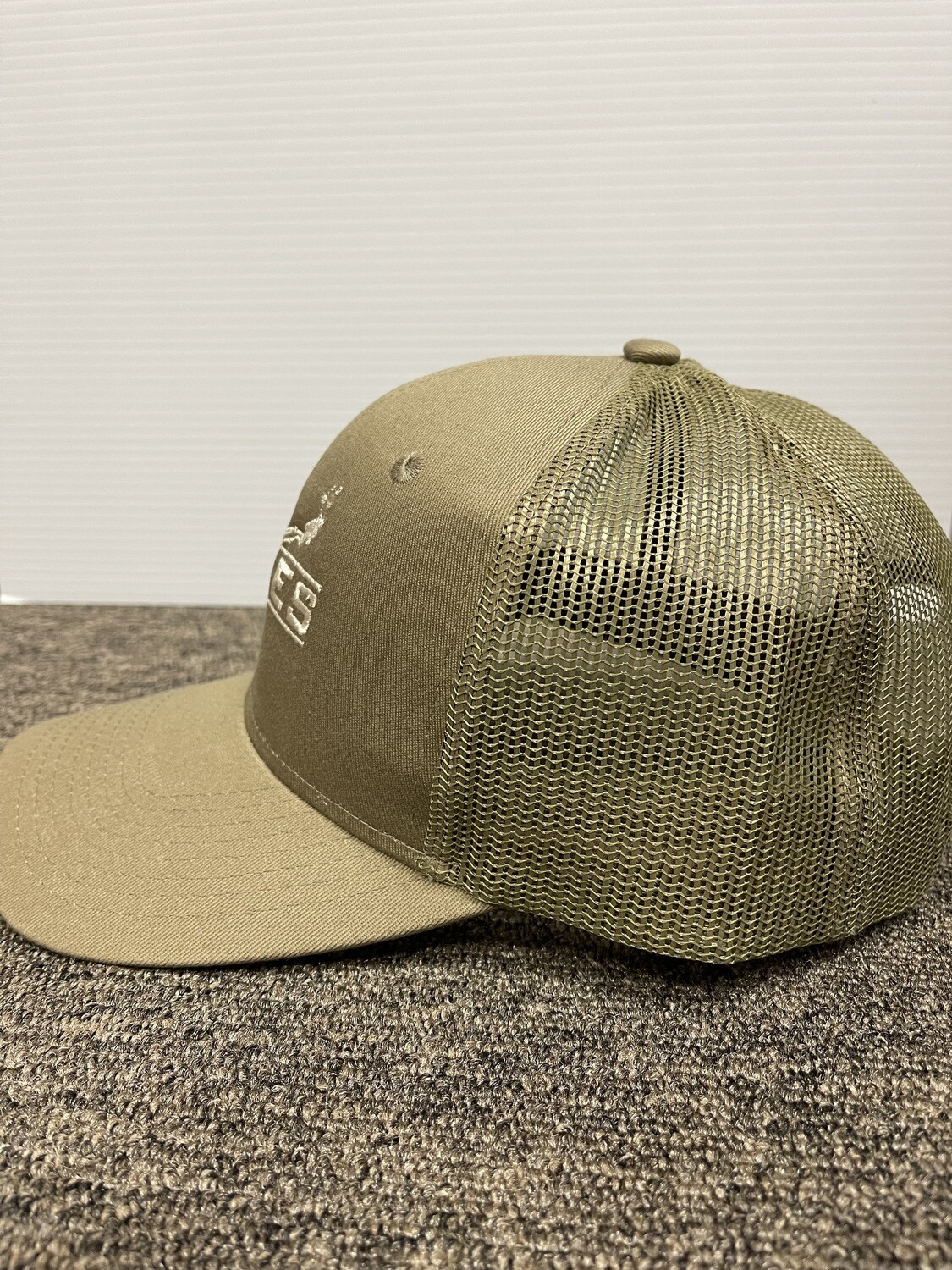 trucker-hat