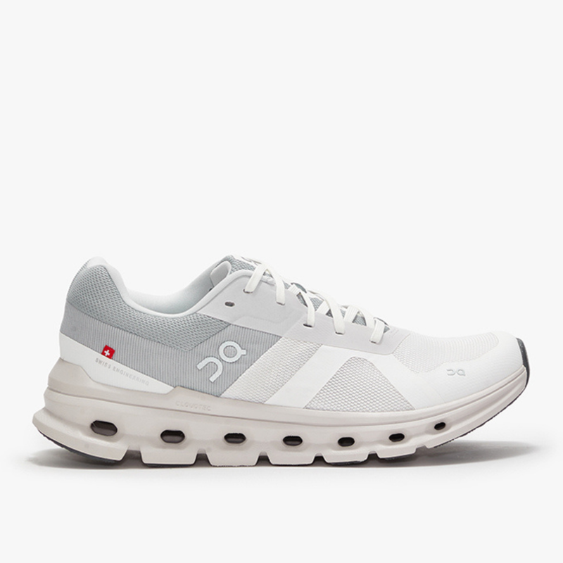 Cloudrunner Wide White | Frost