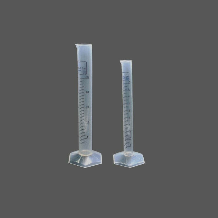 Plastic Graduated Cylinder 250 ml