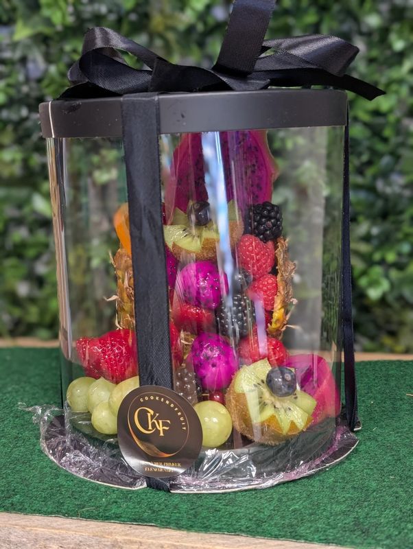 Pièce monté de fruits cadeaux