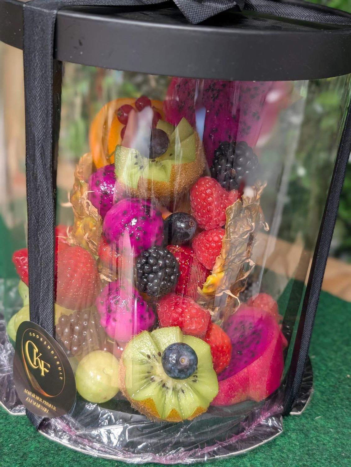 Pièce monté de fruits cadeaux