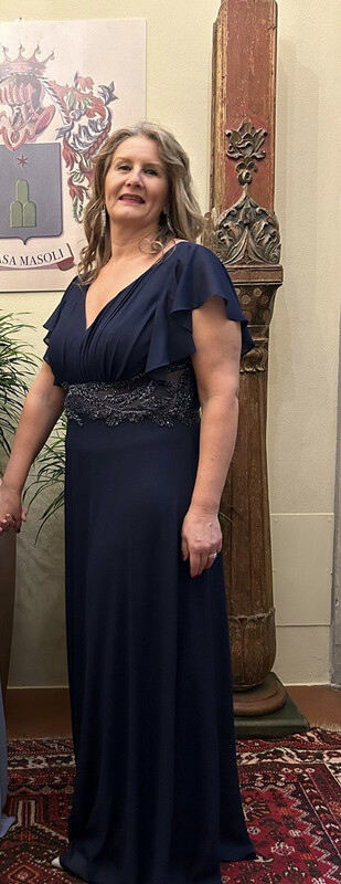 Collezione cerimonia curvy abito ricamato