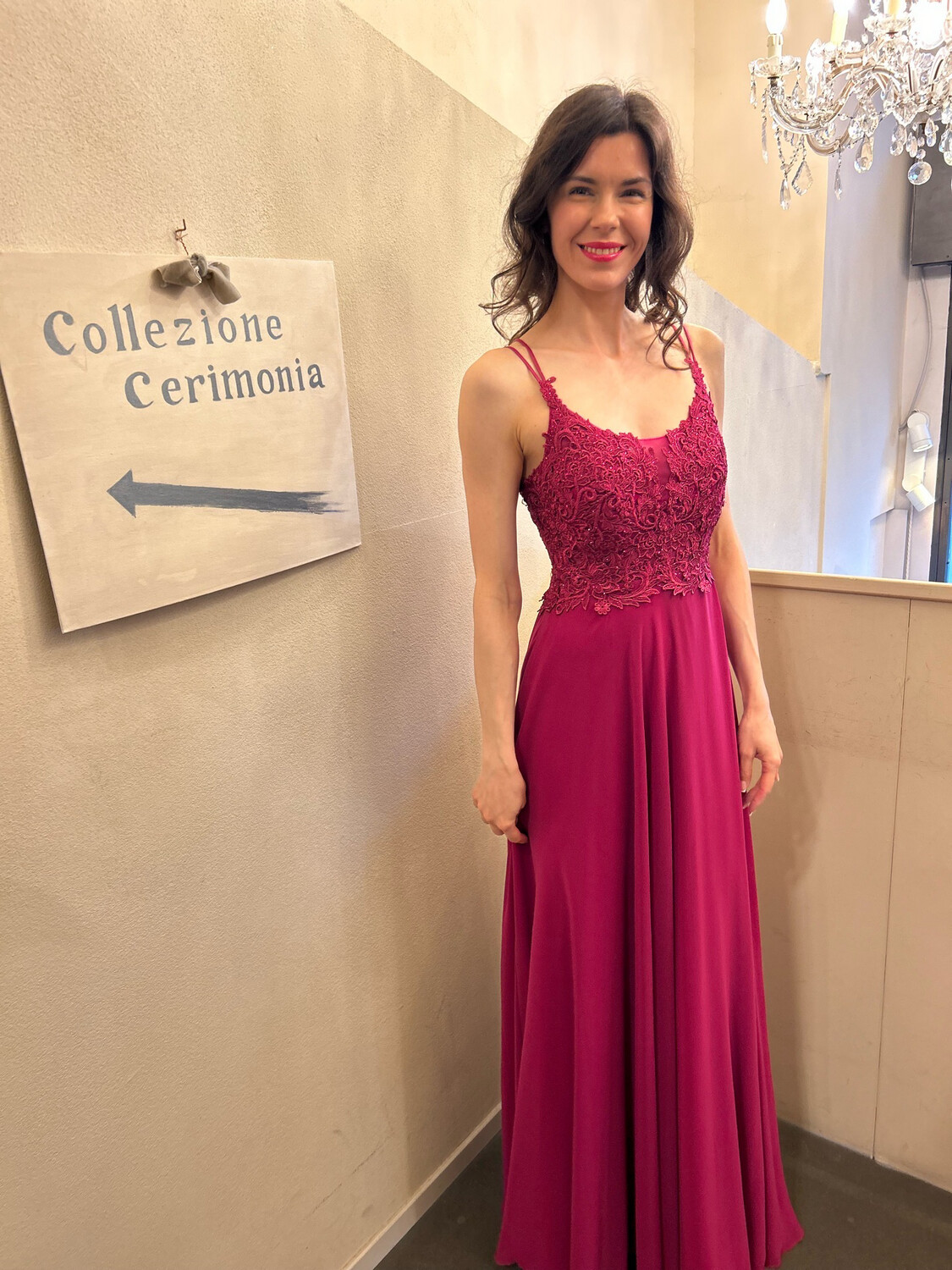 Collezione cerimonia abito pizzo e intreccio magenta