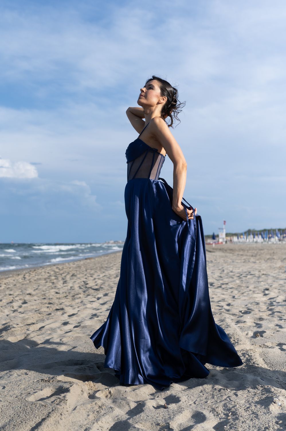 Collezione cerimonia abito raso corsetto blu