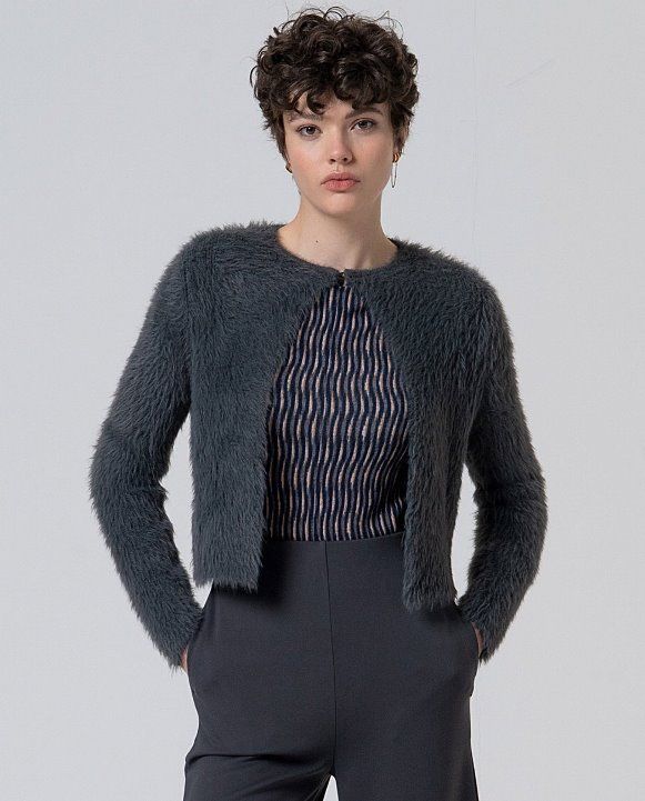 Surkana maglia effetto pelliccia grigia