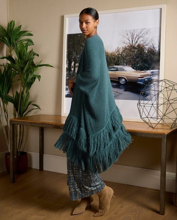 Surkana poncho con frange petrolio
