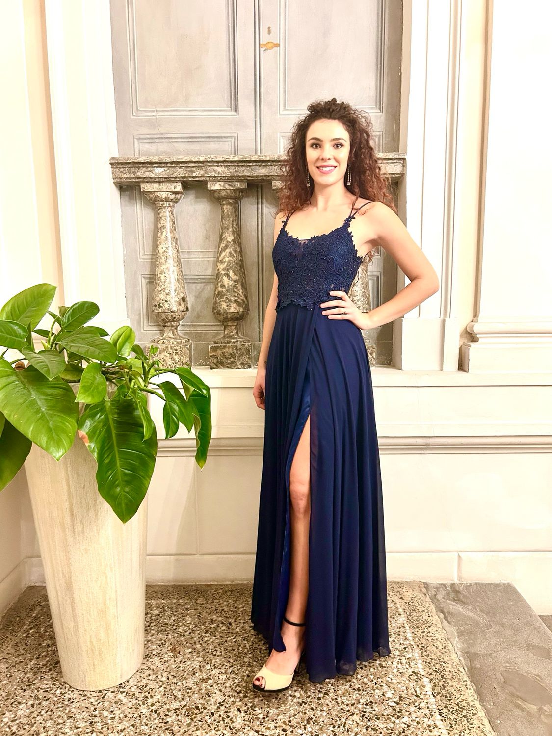 Collezione cerimonia abito pizzo e intreccio blu