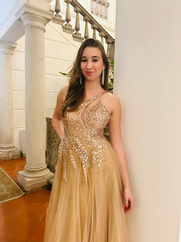 collezione cerimonia abito monospalla tulle oro