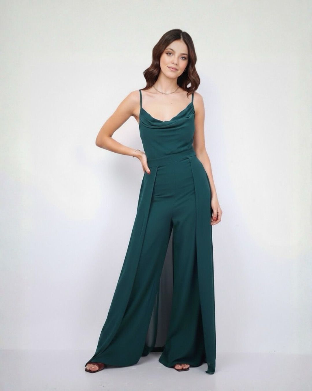 Collezione cerimonia tuta verde