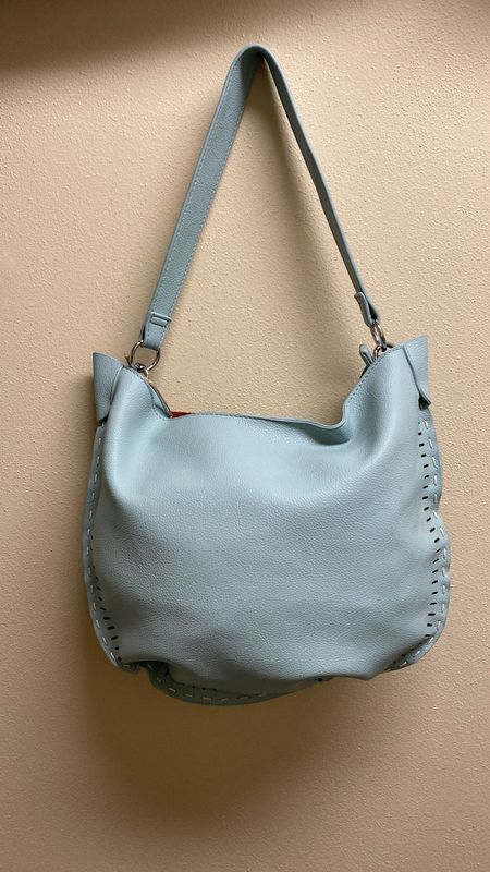 Collezione accessori borsa azzurra 19712