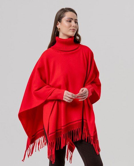 Surkana poncho rosso in maglia con frange