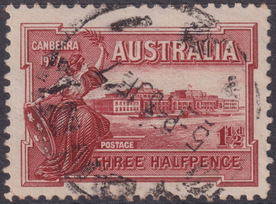Australia 1927 1½d Canberra with Line to Head Variety